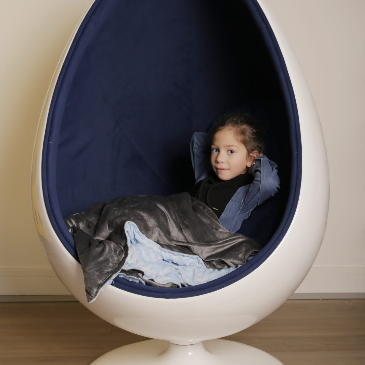 Egg Chair Blue — Thinking Toys