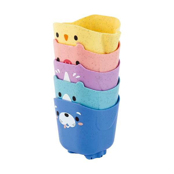 stackable pour and play animal cups for bath