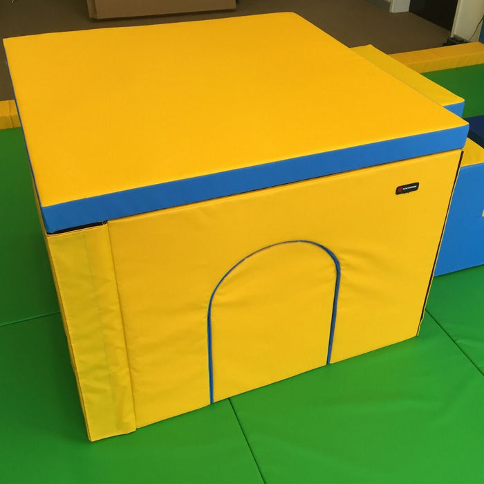 Playhouse (4400) (Purchased to Order)