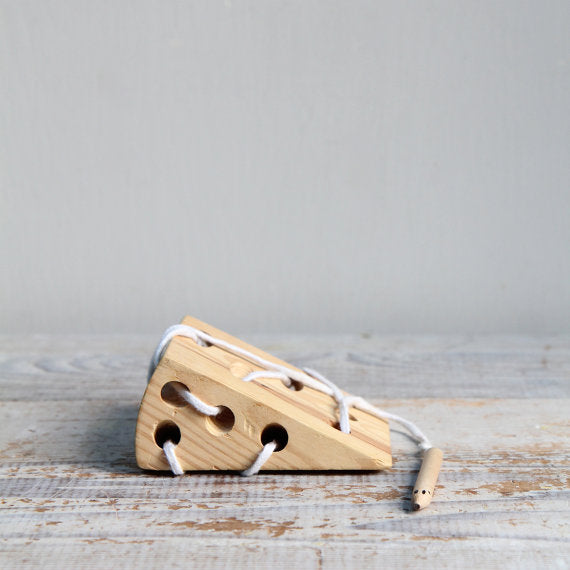 Lacing Cheese - Natural Wood
